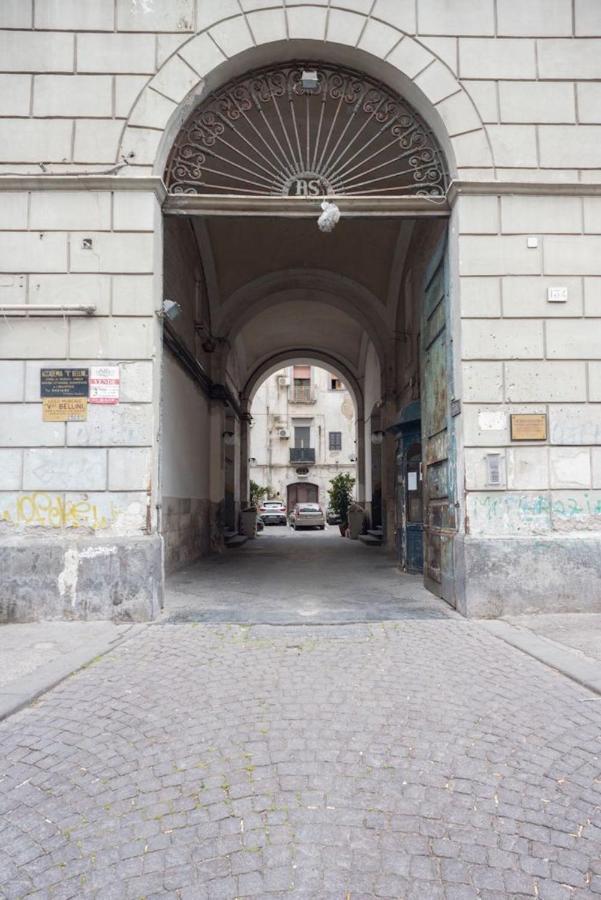 Napoli Centro Apartment A Balcony In The Heart Of Nápoles Exterior foto